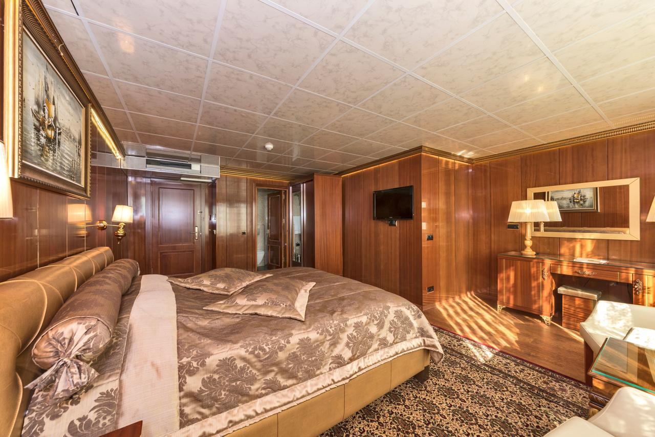 Cevheri'S Hotel อิสตันบูล ภายนอก รูปภาพ